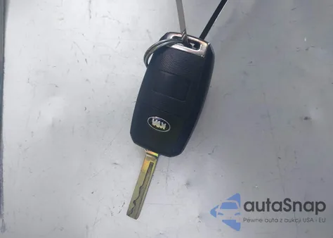 2020 Kia Sorento 2.4L Lx z USA, uszkodzony, nr VIN 5XYPG4A32LG664213